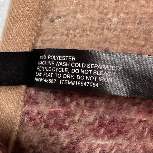 Torrid Red Tan Reversible Ruana Cozy Fall Plaid Women’s Tassel Cape One Size - Picture 8 of 12